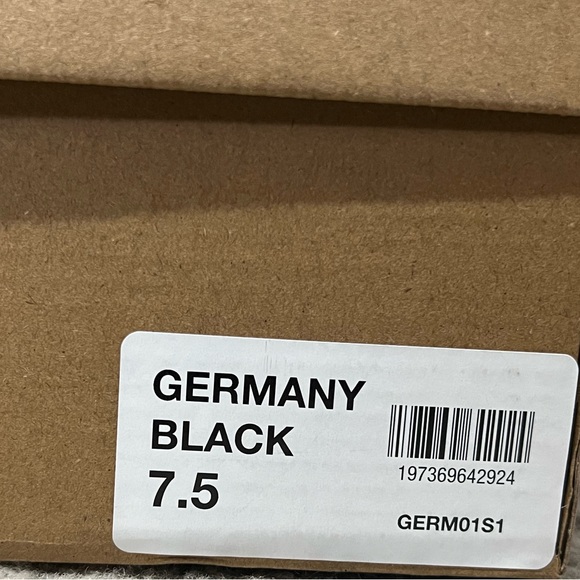 Steve Madden 7.5 Boots - Picture 3 of 11